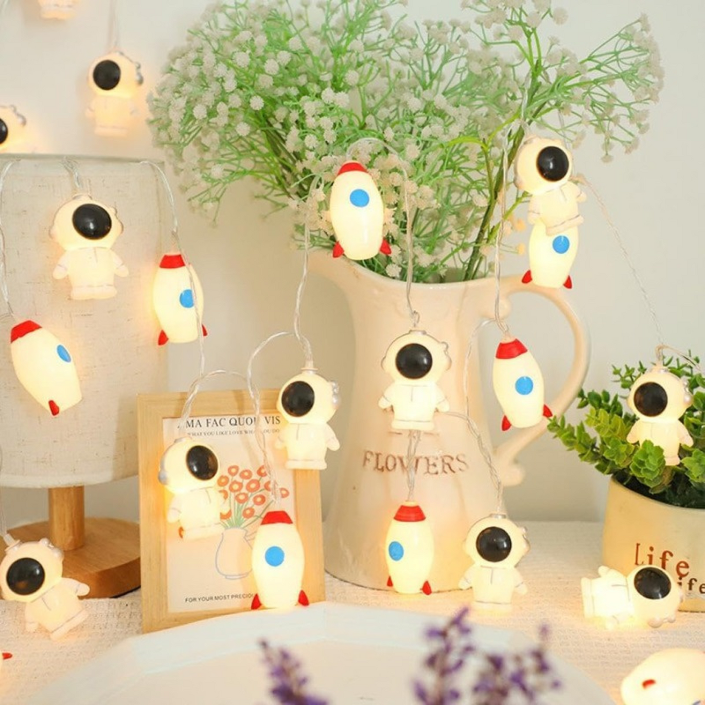 SpaceMan: USB-Powered Astronaut & Rocket String Fairy Lights with 20 LEDs for Kids’ Room, Party & Festive Décor