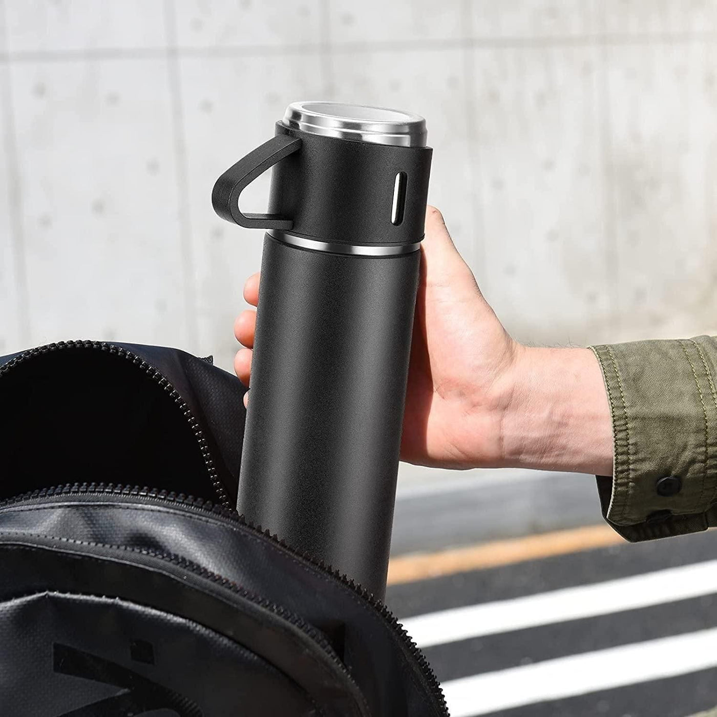ThermoGift: 500ml Stainless Steel Vacuum Flask Gift Set with Insulated Cup – Perfect for Corporate & Festive Gifting